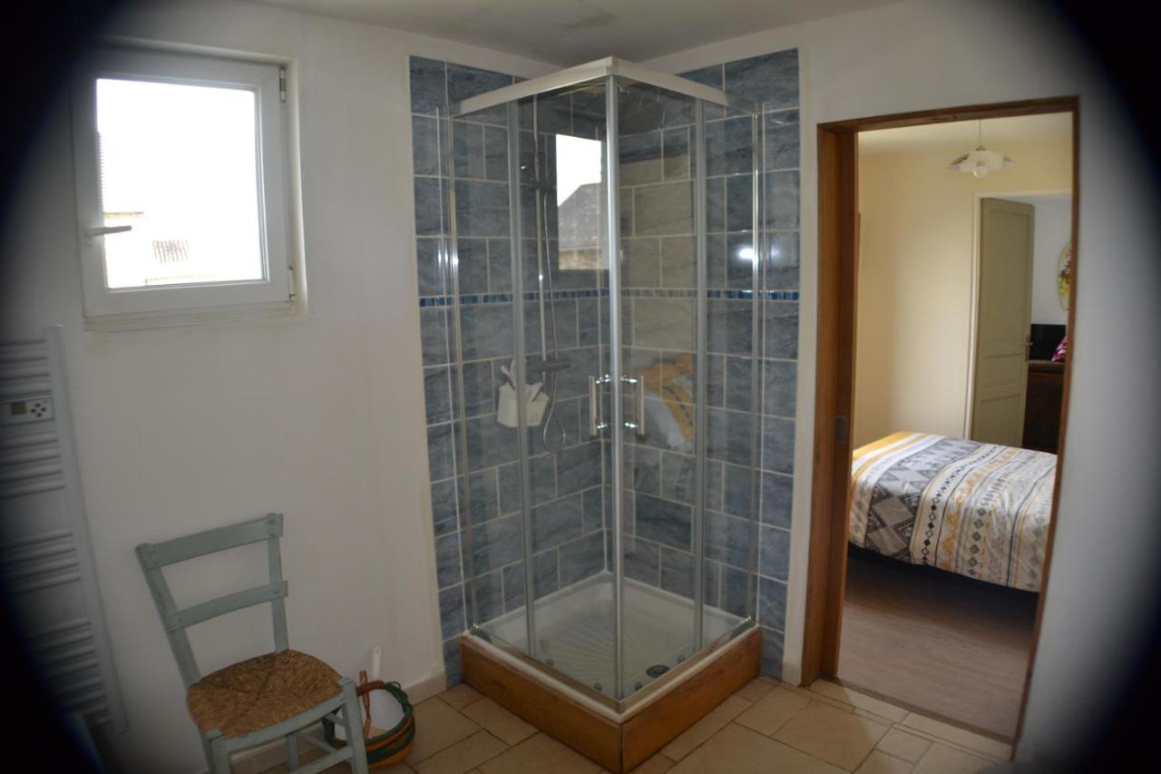 Accommodation A La Ferme Lubersac Bagian luar foto